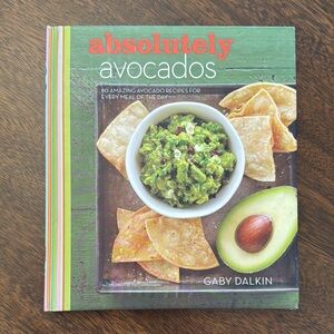 Green Avocado Cookbook for Kitchen Enthusiasts